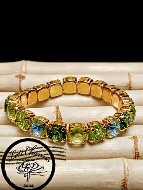 Peridot And Apple Green Crystal In 14K Gold Plated Stretchy Bracelet